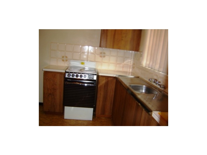 2/25 Leonard Street, Victoria Park WA 6100