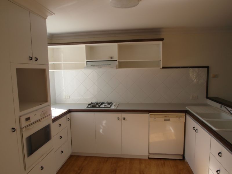 2/3 Hazel Street, Como WA 6152