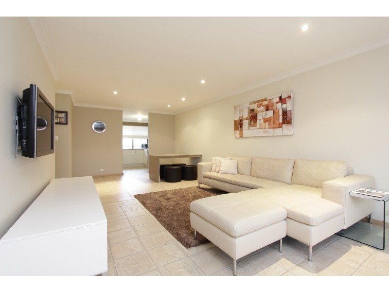 1/12-14 McMillan Street, Victoria Park WA 6100