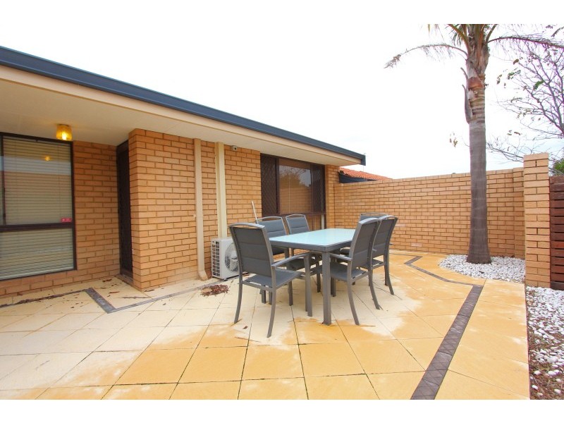 1/12-14 McMillan Street, Victoria Park WA 6100