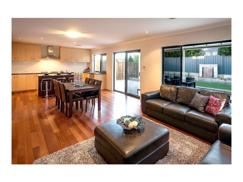 6 Broad Street, Kensington WA 6151