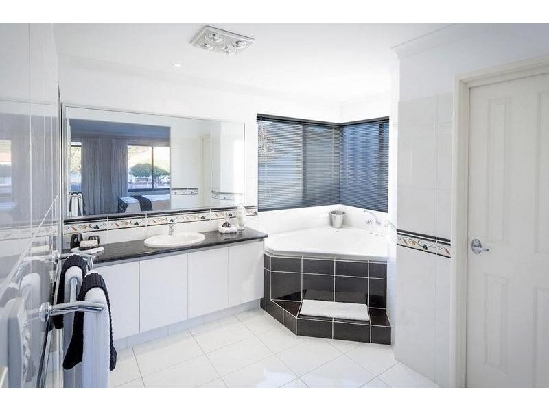 6 Broad Street, Kensington WA 6151