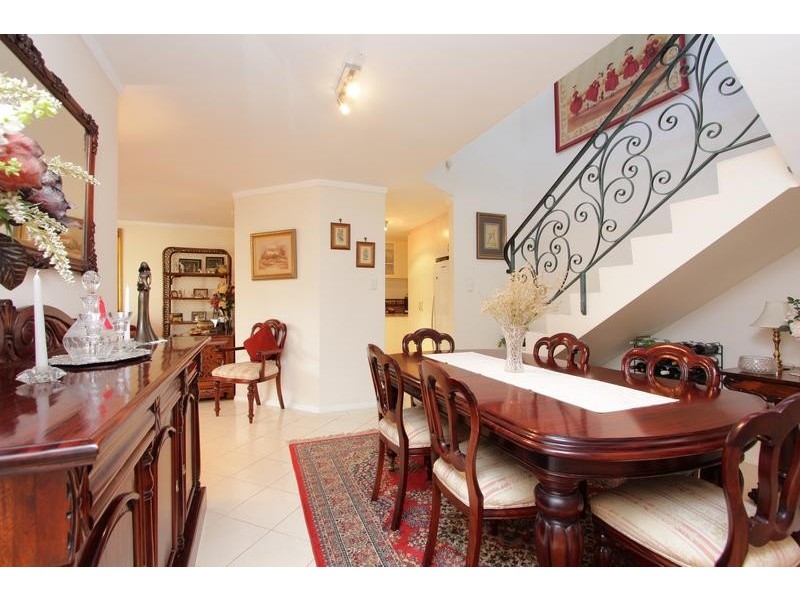 9/33 South Terrace, Como WA 6152