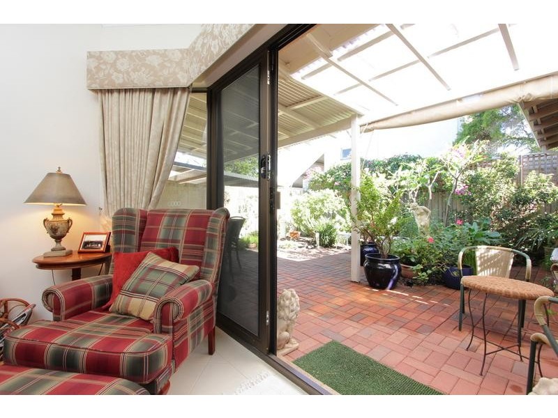 9/33 South Terrace, Como WA 6152