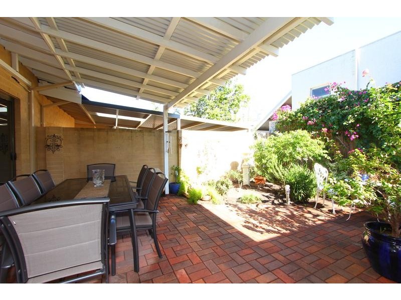 9/33 South Terrace, Como WA 6152