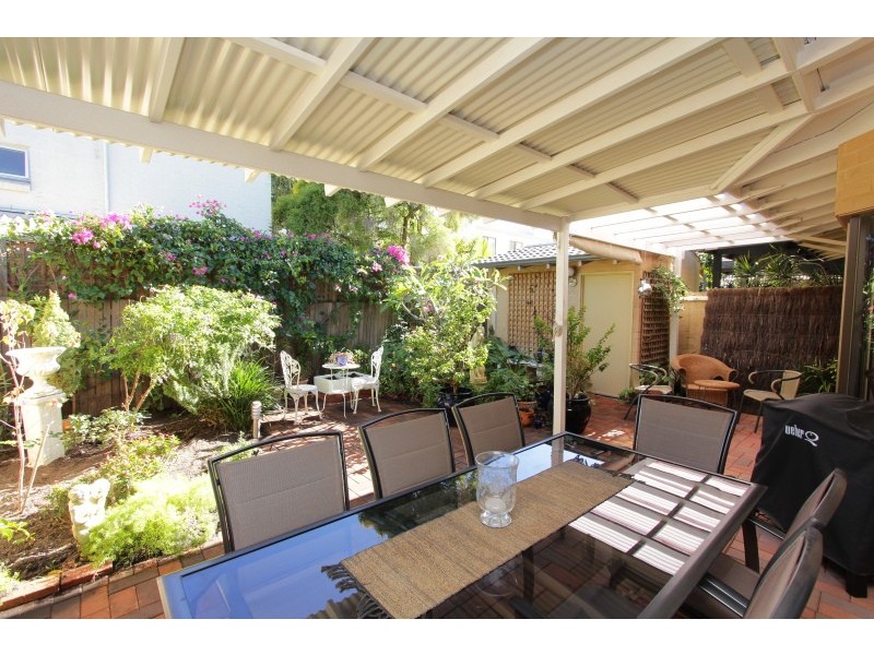 9/33 South Terrace, Como WA 6152