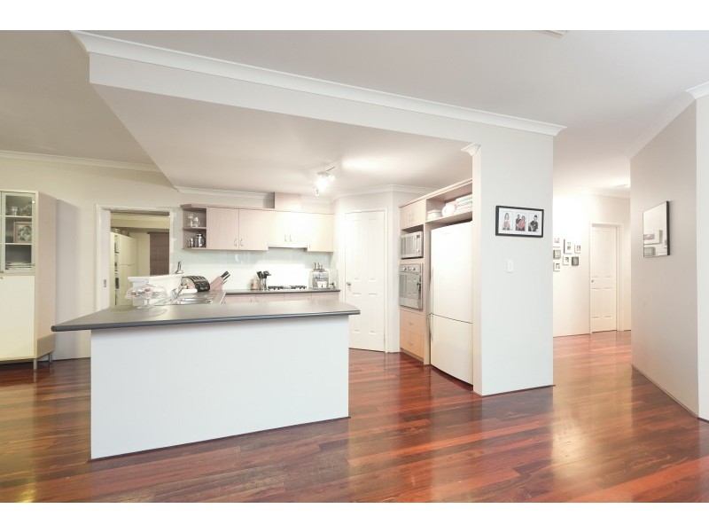 18 Salisbury Street, St James WA 6102