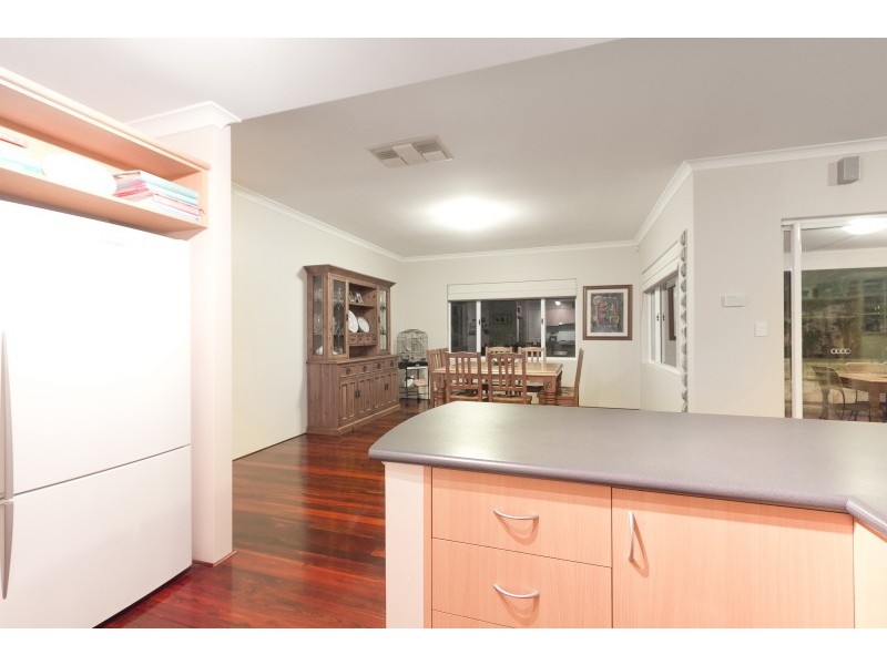 18 Salisbury Street, St James WA 6102