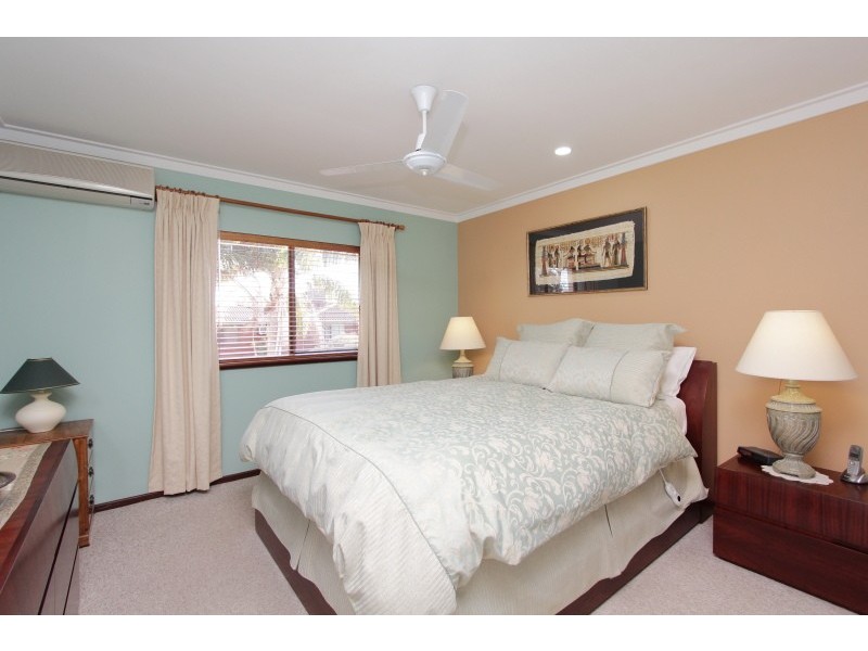 8/41 Robert Street, Como WA 6152