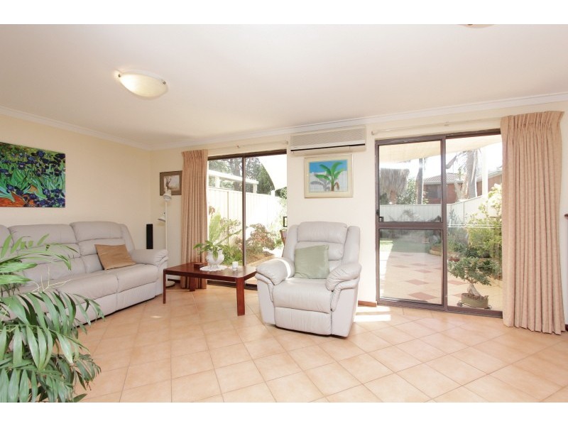 8/41 Robert Street, Como WA 6152