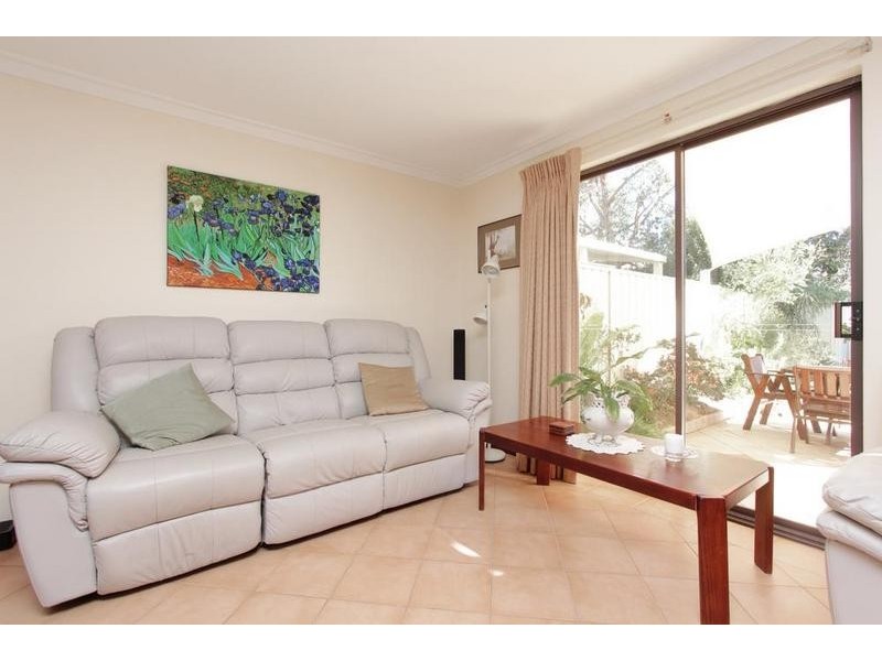 8/41 Robert Street, Como WA 6152