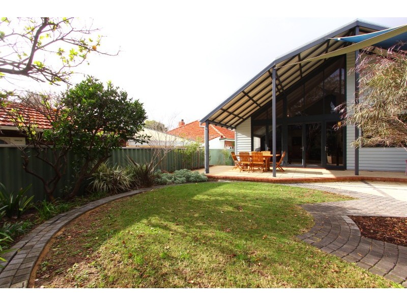 17 Willis Street, East Victoria Park WA 6101