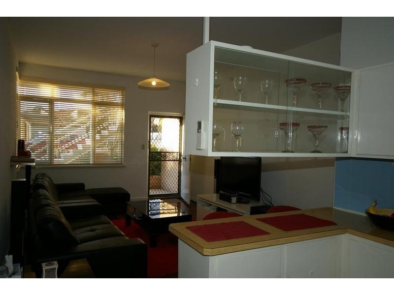 1/144 Melville Parade, Como WA 6152