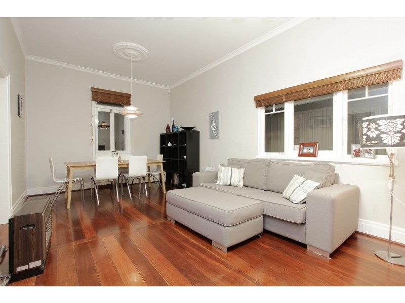 64 Canterbury Terrace, East Victoria Park WA 6101