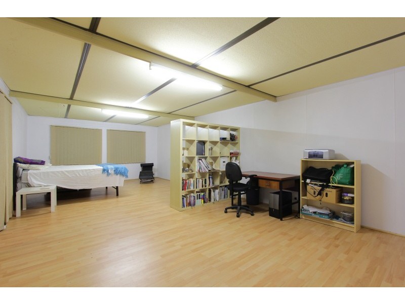 64 Canterbury Terrace, East Victoria Park WA 6101