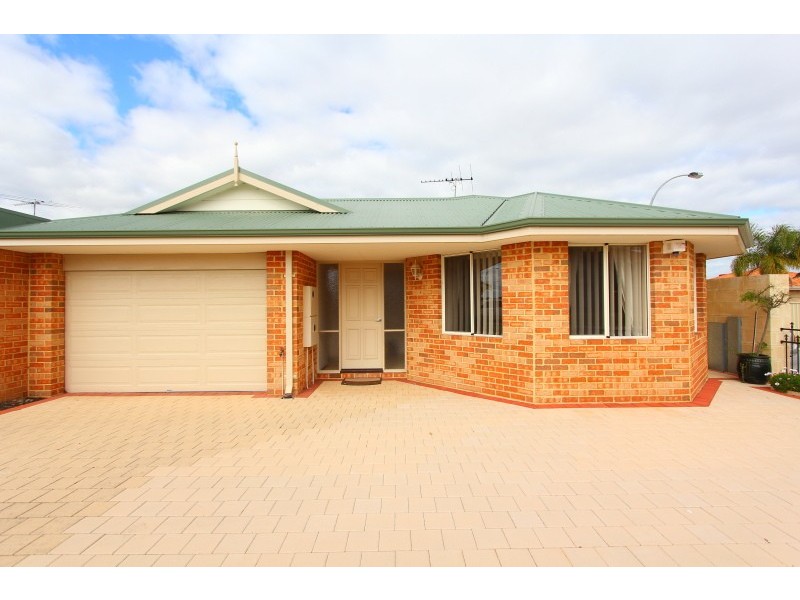 1/61 Canna Drive, Canning Vale WA 6155
