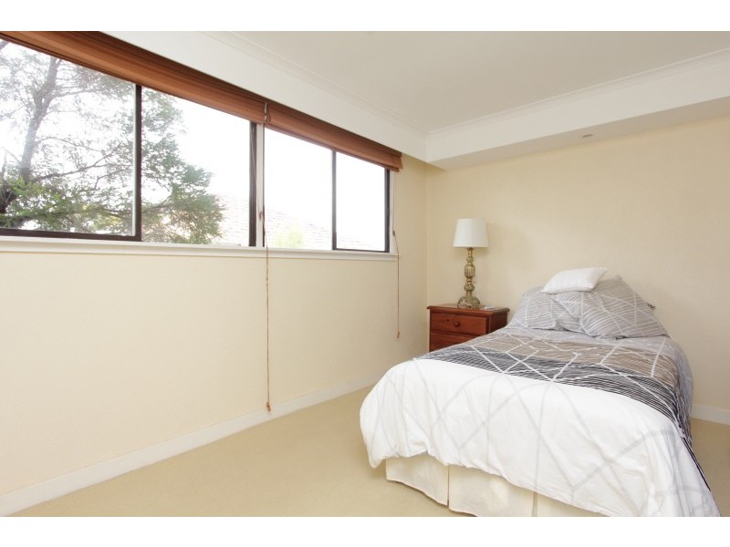 12A Walpole Street, St James WA 6102