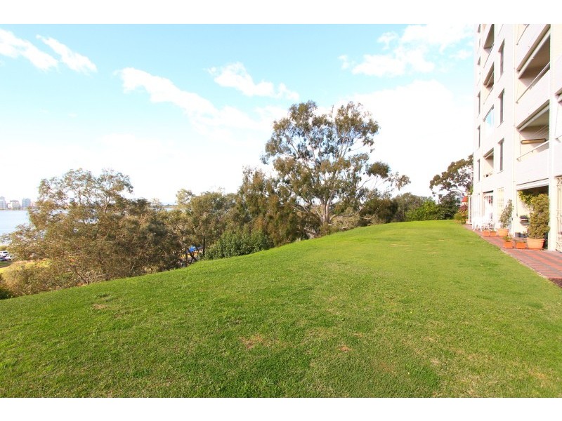 13/144 Mill Point Road, South Perth WA 6151