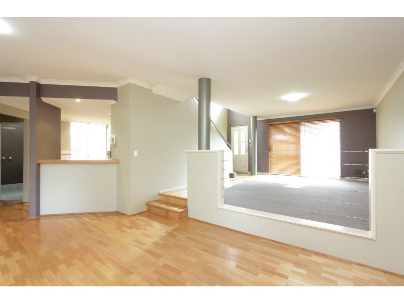 21 Greenock Avenue, Como WA 6152