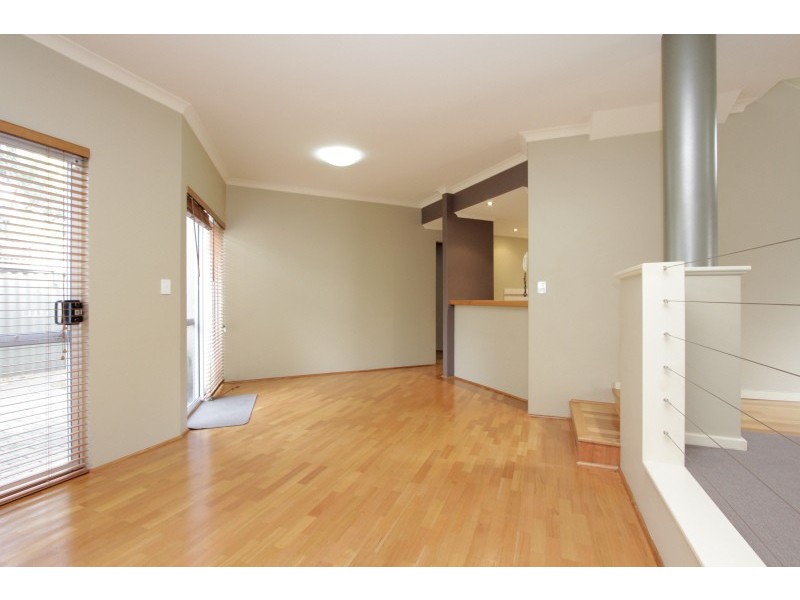 21 Greenock Avenue, Como WA 6152