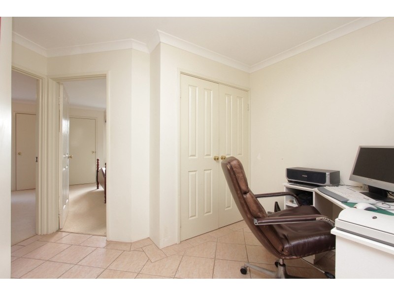 16 Frampton Crescent, Canning Vale WA 6155