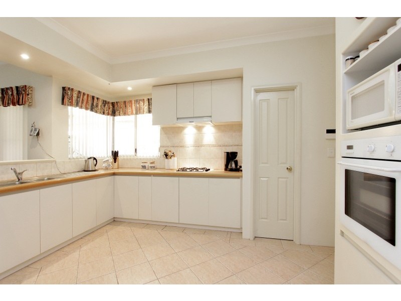 16 Frampton Crescent, Canning Vale WA 6155