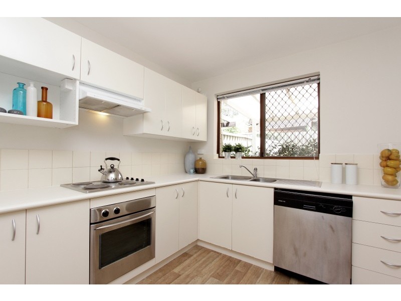 4/9 Strickland Street,, South Perth WA 6151