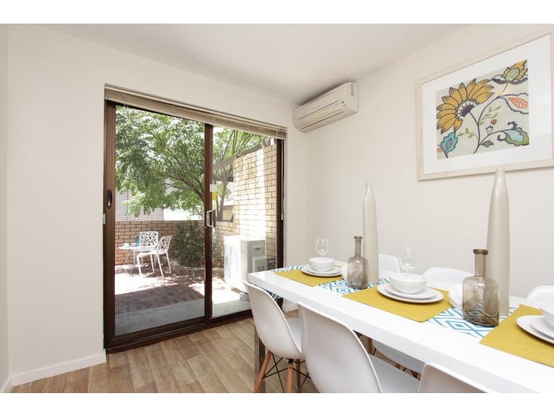 4/9 Strickland Street,, South Perth WA 6151