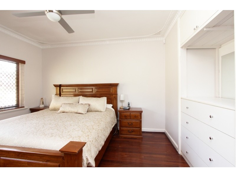 26 Wyndham Street, St James WA 6102