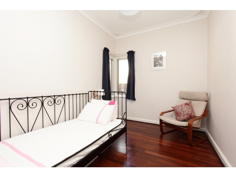 26 Wyndham Street, St James WA 6102