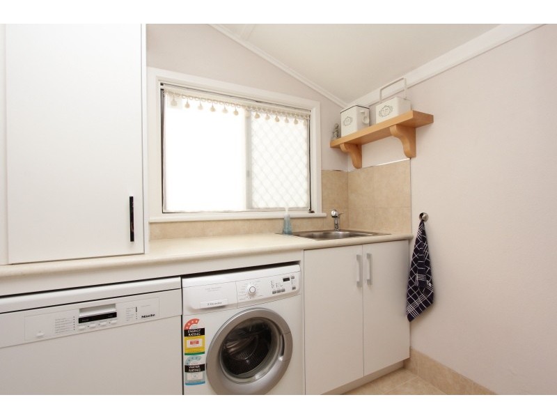 26 Wyndham Street, St James WA 6102