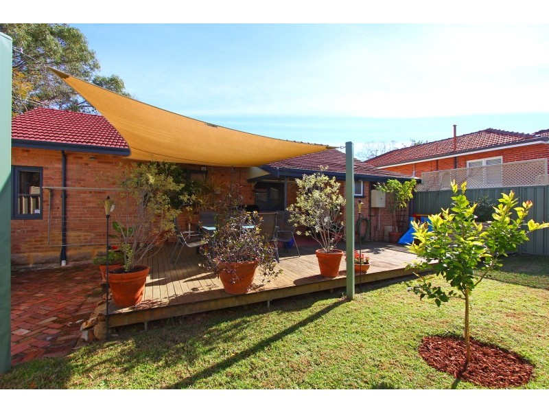 26 Wyndham Street, St James WA 6102