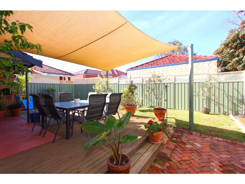 26 Wyndham Street, St James WA 6102