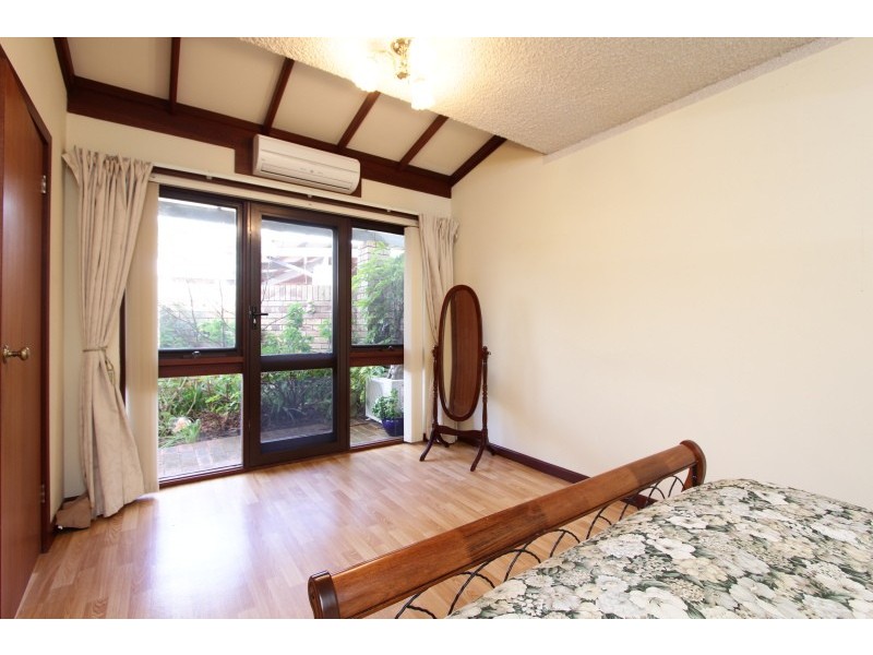 3/207 Labouchere Road, Como WA 6152