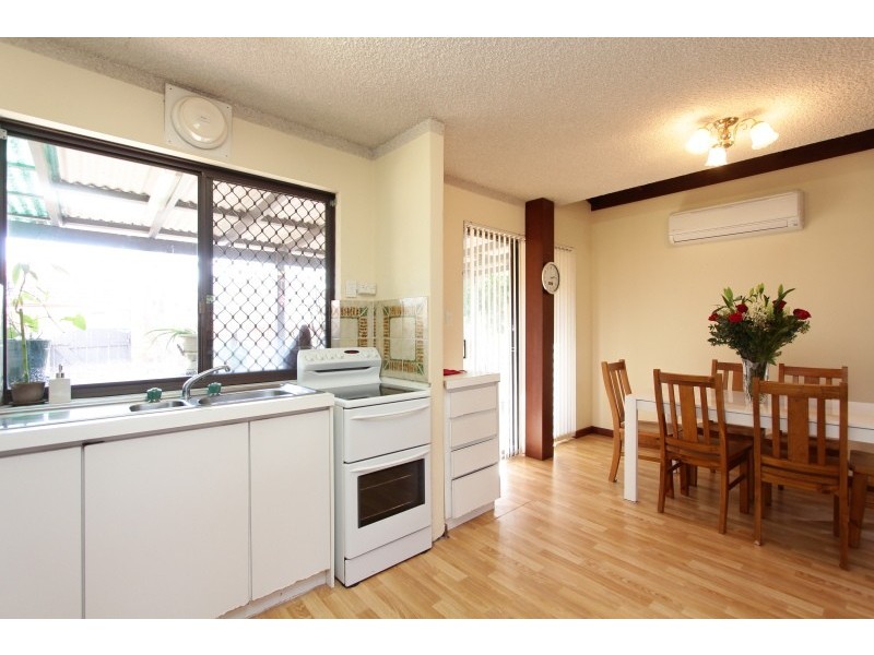 3/207 Labouchere Road, Como WA 6152