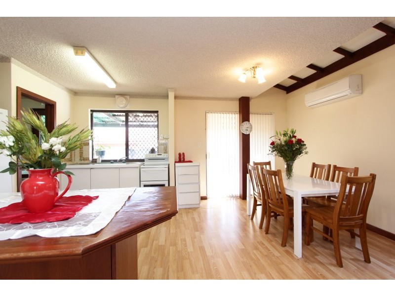 3/207 Labouchere Road, Como WA 6152