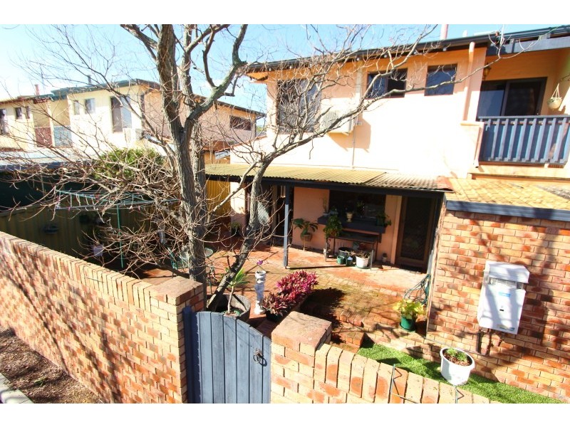 3/207 Labouchere Road, Como WA 6152