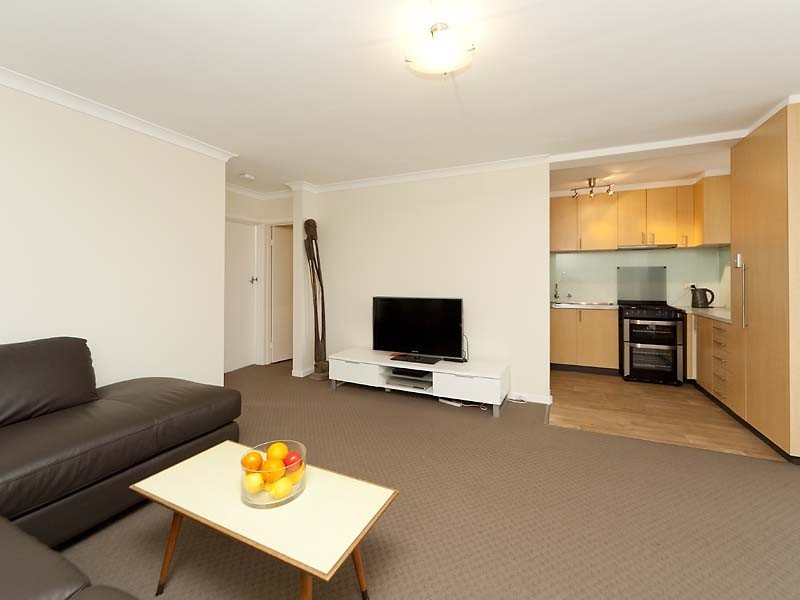 8/2 Stirling Street, South Perth WA 6151