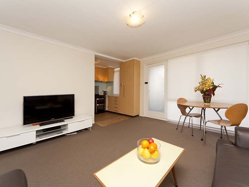 8/2 Stirling Street, South Perth WA 6151