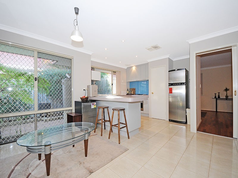 B/37 Downey Drive, Manning WA 6152