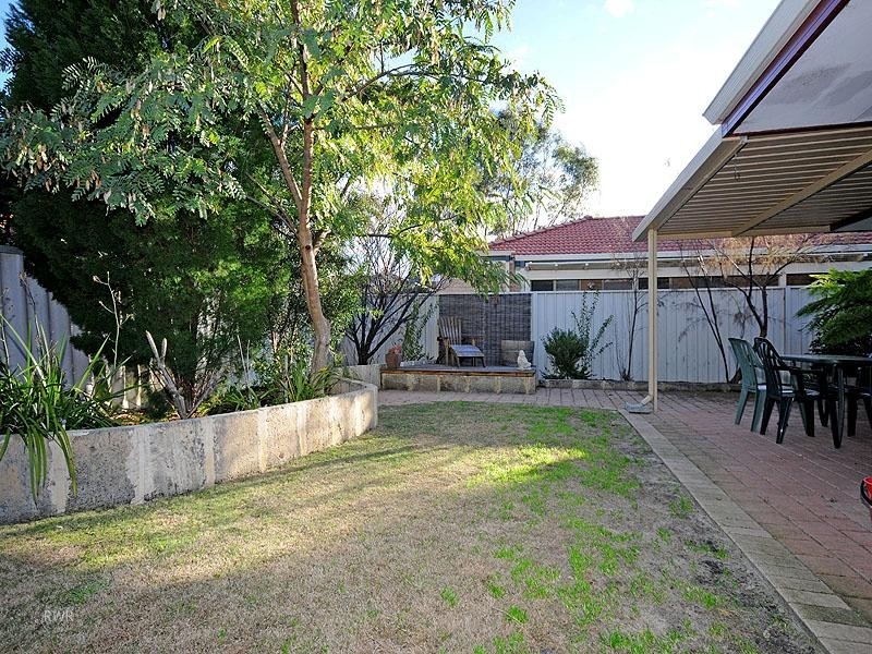 B/37 Downey Drive, Manning WA 6152