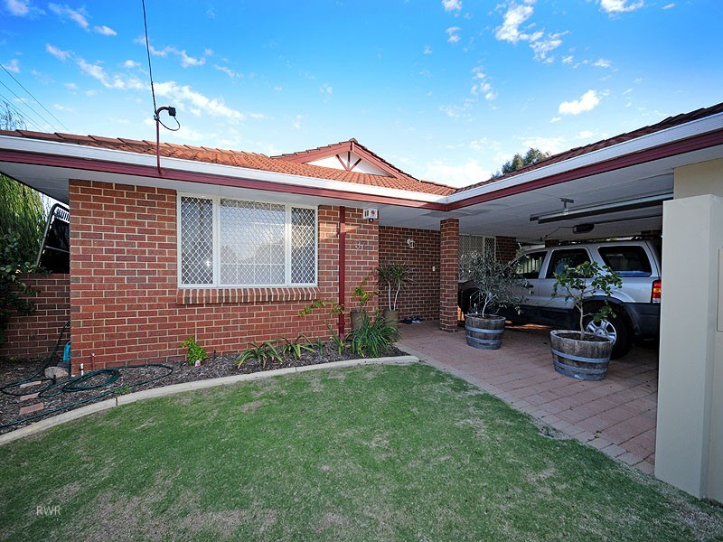 B/37 Downey Drive, Manning WA 6152