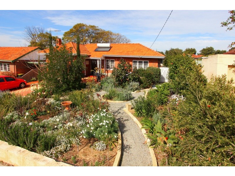 11 Bone Street, St James WA 6102