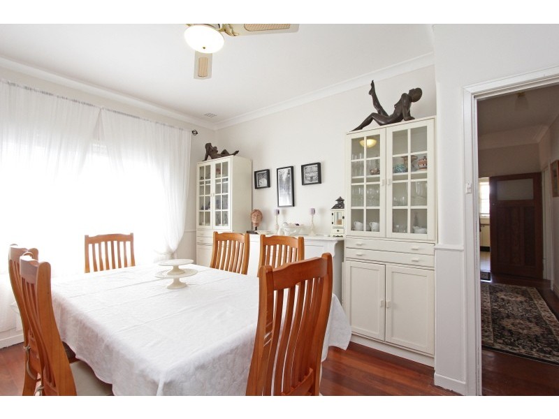 11 Bone Street, St James WA 6102