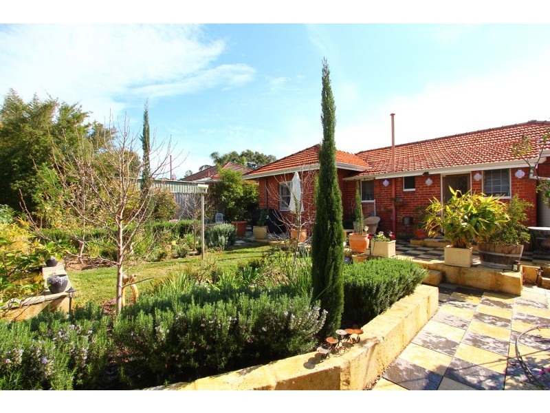 11 Bone Street, St James WA 6102