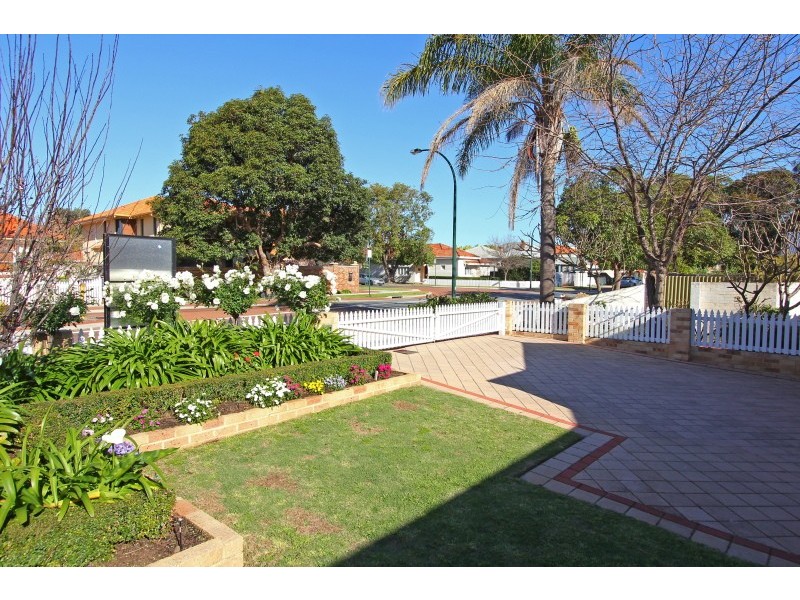 105 Coode Street, South Perth WA 6151