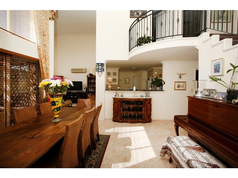 3/15 Renwick, South Perth WA 6151