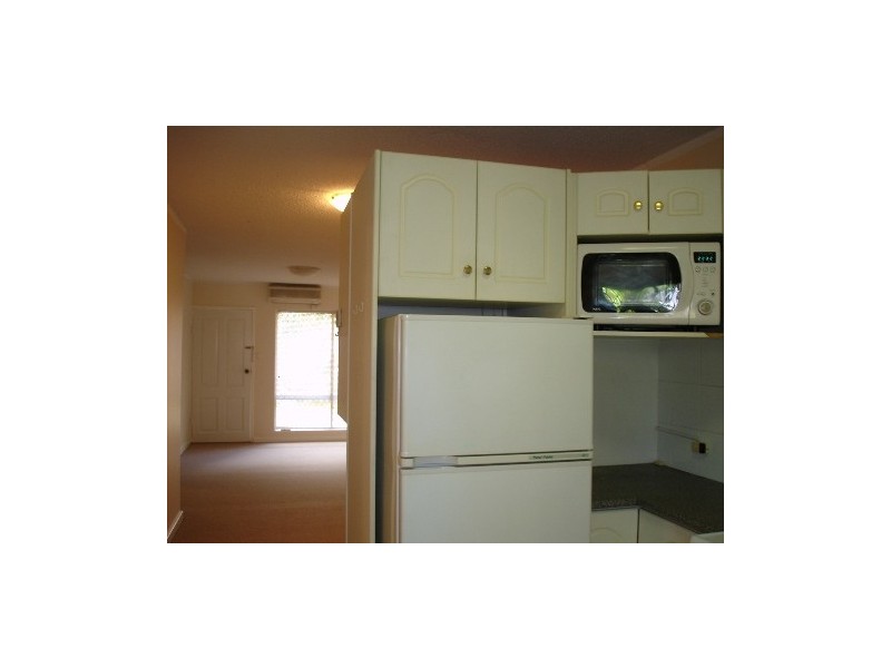 1/322 Canning Highway, Como WA 6152