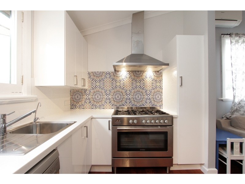 136 Raleigh Street, Carlisle WA 6101