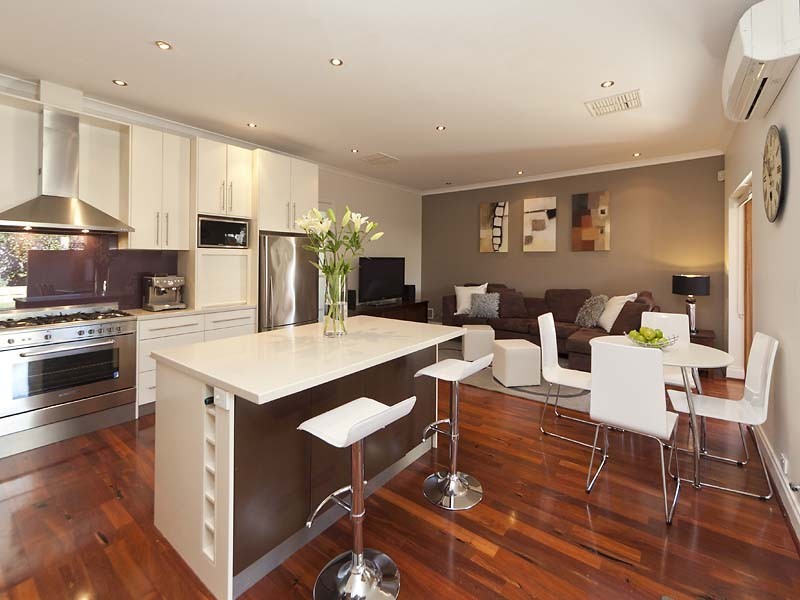 124 Todd Avenue, Como WA 6152